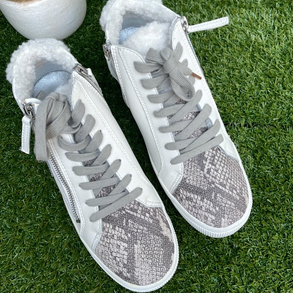 Dolce Vita🍁🍂Sonya plush hidden wedge sneakers 6 New - Picture 6 of 10